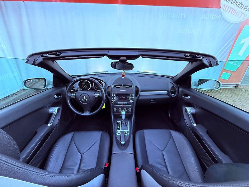 Mercedes-Benz SLK 350 Aut. 51 tkm, Serviska - fotka 17 z 31