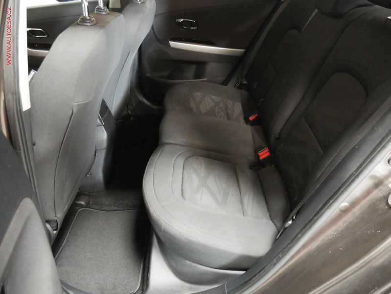 Kia Ceed (2014) 1.4 CVVT, ČR, AC, temp - fotka 10 z 18