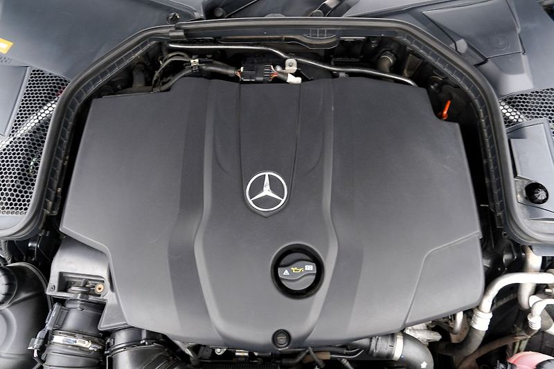 Mercedes-Benz Třídy C C 250d coupé AMG/Burm/205PS/ČR - fotka 10 z 38