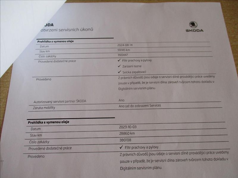 Škoda Fabia 1,0 TSI, servis,DPH,1.maj,CZ, - fotka 40 z 43