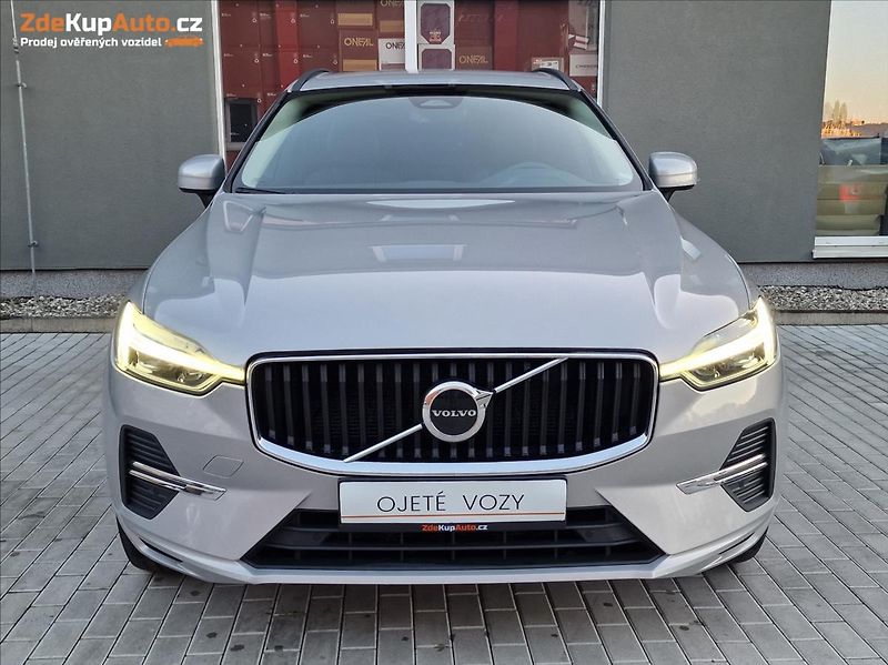 Volvo XC60 B5 AWD Momentum Pro,ČR,1.Maj. - fotka 4 z 50