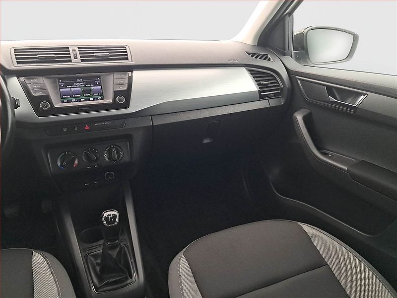 Škoda Fabia (2017) 1.0 TSI, Serv.kniha - fotka 8 z 17