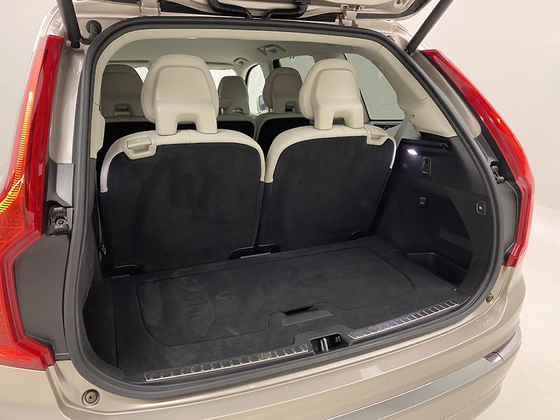 Volvo XC90 B5 AWD BRIGHT PLUS AUT CZ 7m - fotka 35 z 64