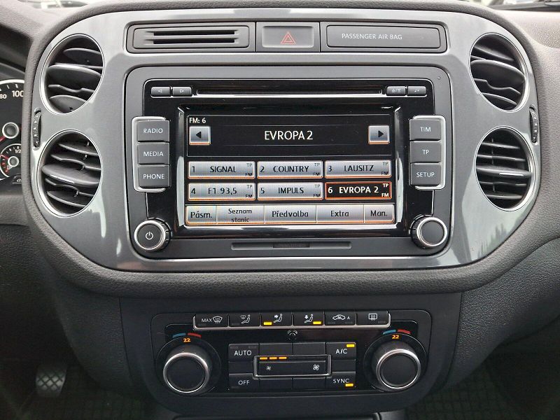 Volkswagen Tiguan (2014) 2,0TDi 81kW - fotka 26 z 34