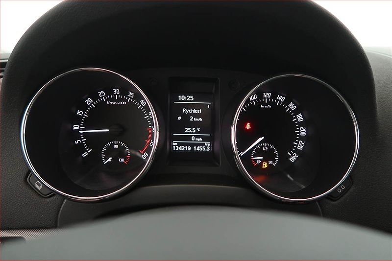Škoda Yeti (2015) Ambition 2.0 TDI, Serv.kniha - fotka 11 z 19
