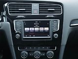 Volkswagen Golf (2015) Highline 2.0 TDI, Automat - náhled 11