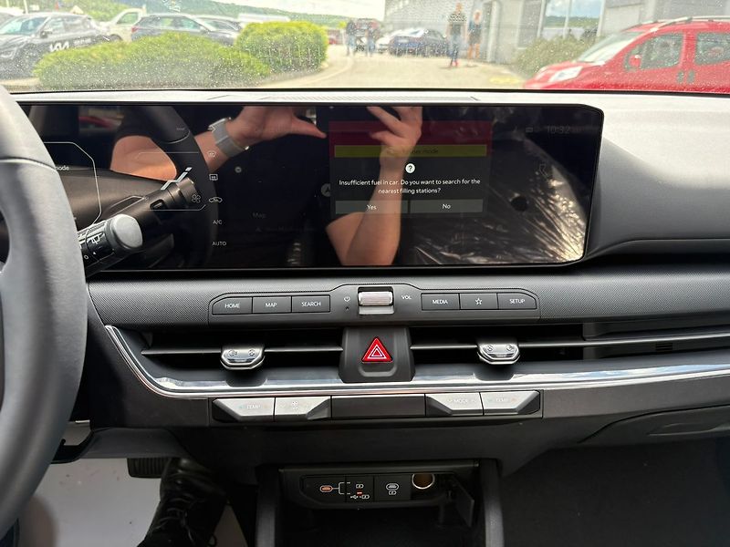 Kia Ostatní (2026) SW 1,6 T-GDi GPF 7DCT EXCLUSIV - fotka 8 z 10