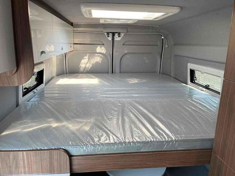 Fiat Chausson Flash T 680.