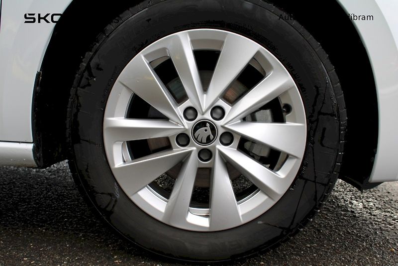 Škoda Scala (2025) Top Selection 1.0TSI / 85kW 6° - fotka 24 z 24