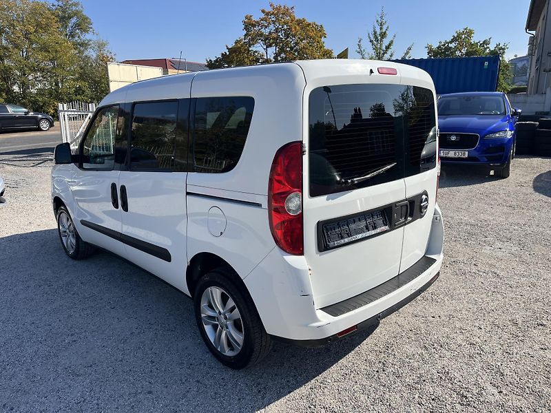 Opel Combo (2013) 1.4i 16v 70kw Klima - fotka 5 z 18