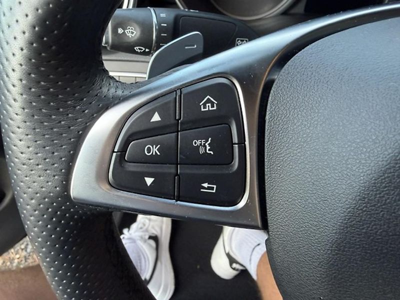 Mercedes-Benz GLC 250d 4MATIC, AMG PAKET, ČR - fotka 19 z 39