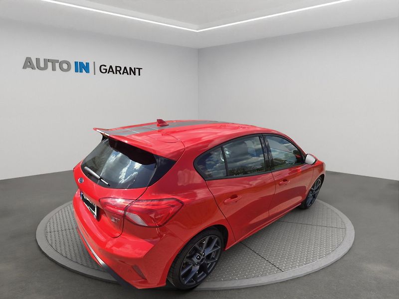 Ford Focus (2020) ST 2,3 280ps - manual, CZ půvo - fotka 9 z 16