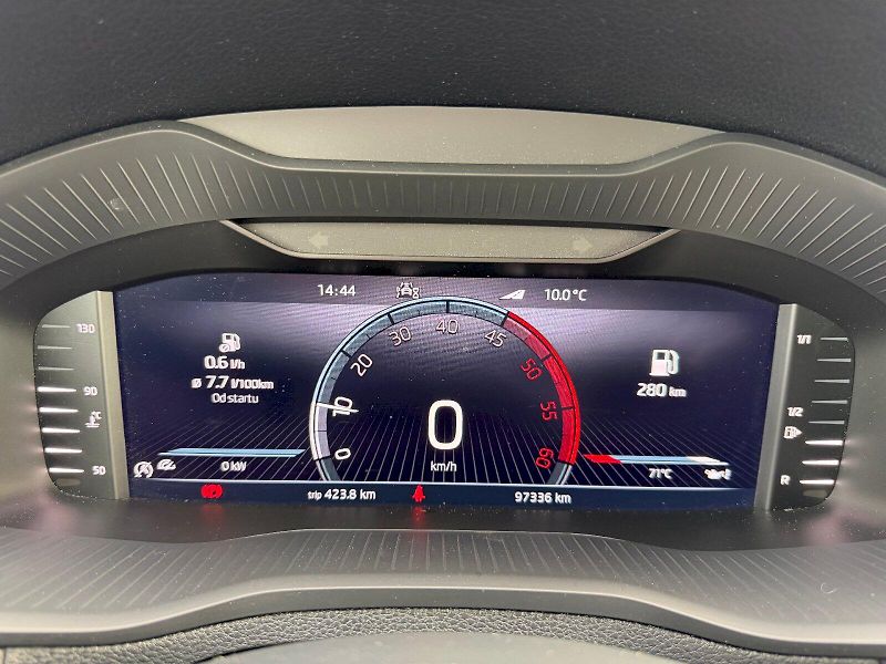 Škoda Karoq (2022) 2.0 TDI 110kW Style Plus Tažné - fotka 15 z 35
