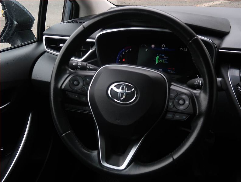 Toyota Corolla (2021) 1.5 VVT-i, Serv.kniha - fotka 19 z 19