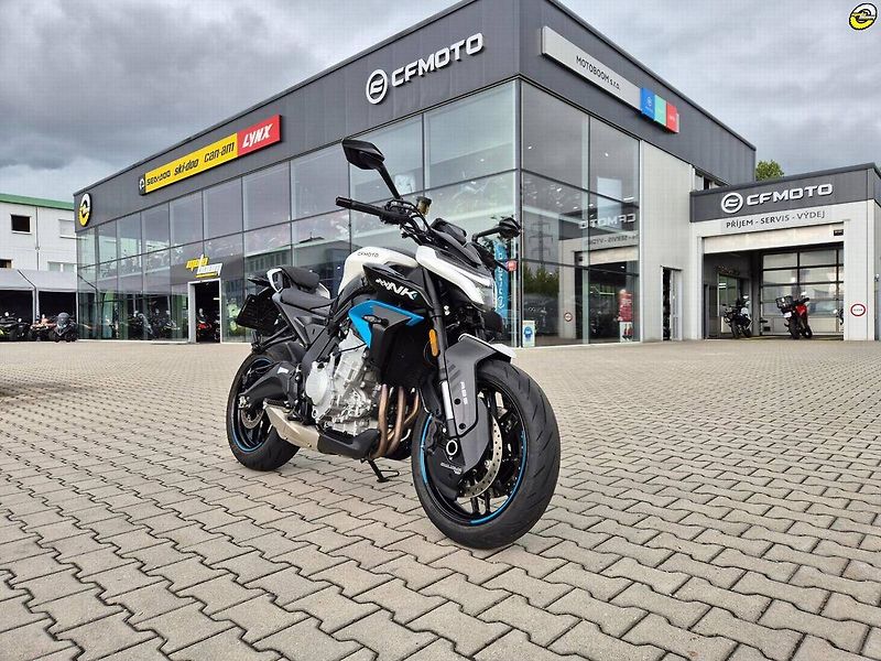 CFMOTO (2025) 675 NK - fotka 1 z 20