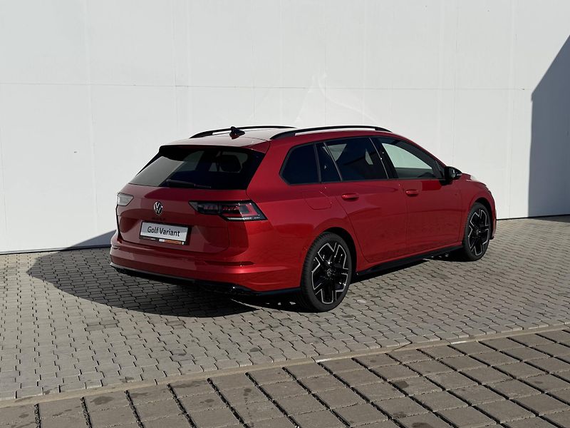 Volkswagen Golf (2026) R-Line People 7DSG mHEV 1,5eTS - fotka 2 z 6