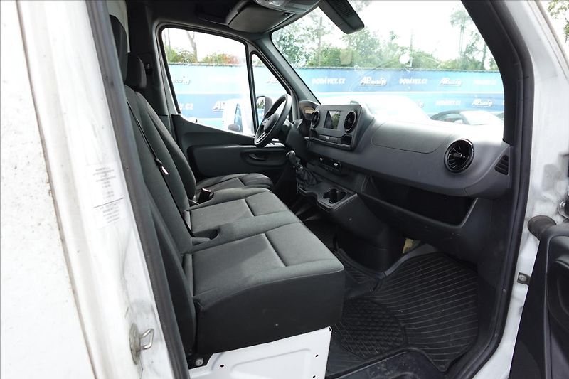 Mercedes-Benz Sprinter 2,0 CDI  319 PLACHTA SPANÍ - fotka 14 z 31