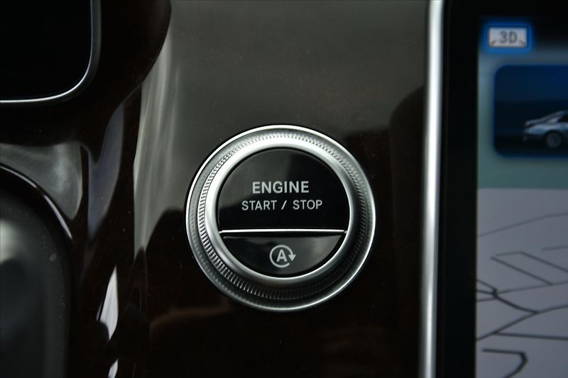 Mercedes-Benz Třídy S 400d 4 MATIC LONG AMG DPH - fotka 18 z 37