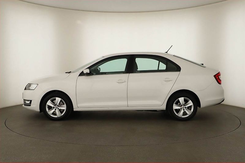 Škoda Rapid (2019) Ambition 1.0 TSI - fotka 3 z 16