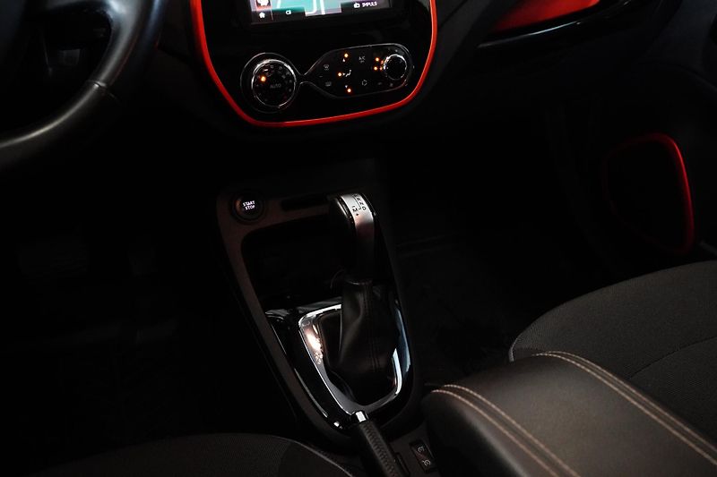 Renault Captur - fotka 18 z 21