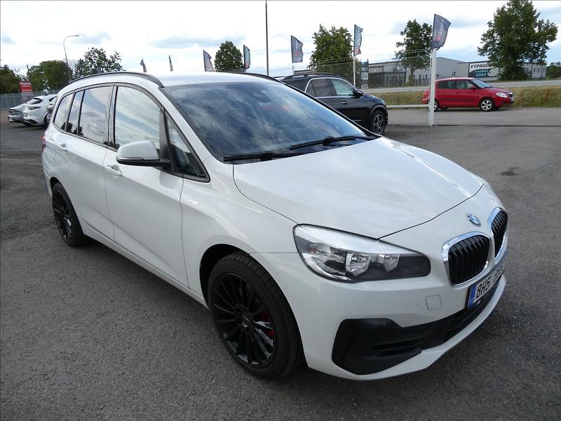 BMW Řada 2 218D 110kW GRAN TOURER - fotka 1 z 47