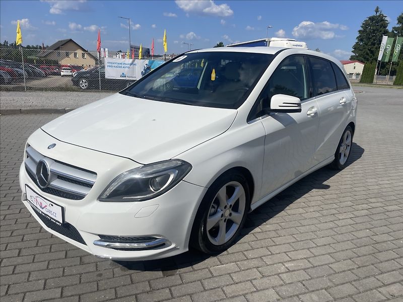 Mercedes-Benz Třídy B 1,8 200CDi 100kw Automat, Kůže - fotka 1 z 34