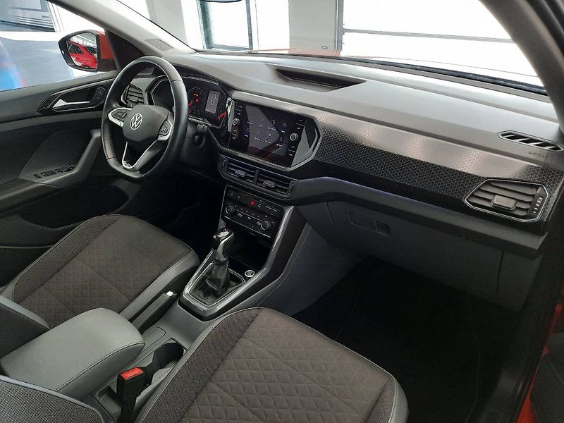 Volkswagen Ostatní (2021) Style 1.5 TSI (110kW/150k) DSG - fotka 10 z 25