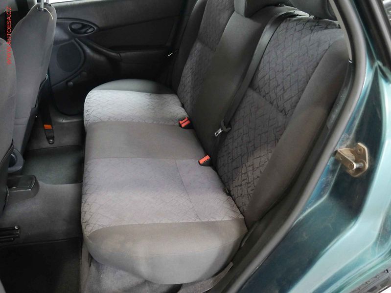 Ford Focus (2001) 1.6i, ČR, STK4/28 - fotka 10 z 15