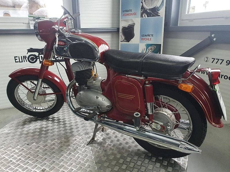 Jawa 250/592 (1972) - fotka 3 z 5
