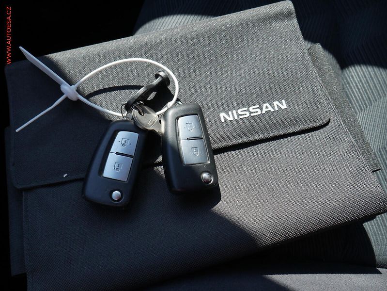 Nissan X-Trail (2014) 1.6dCi, AC, TZ, park.čidla - fotka 20 z 20