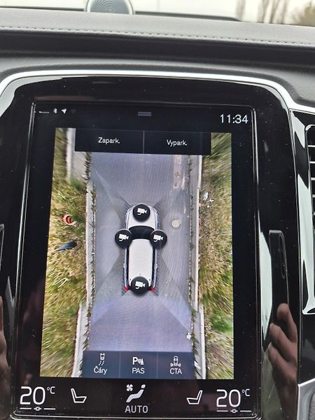 Volvo XC90 (2019) 2.0 /288kW - fotka 26 z 37