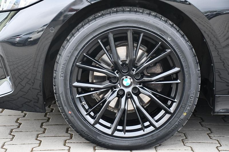 BMW Řada 3 320D xDrive M-SPORT ČR 1.M - fotka 42 z 47