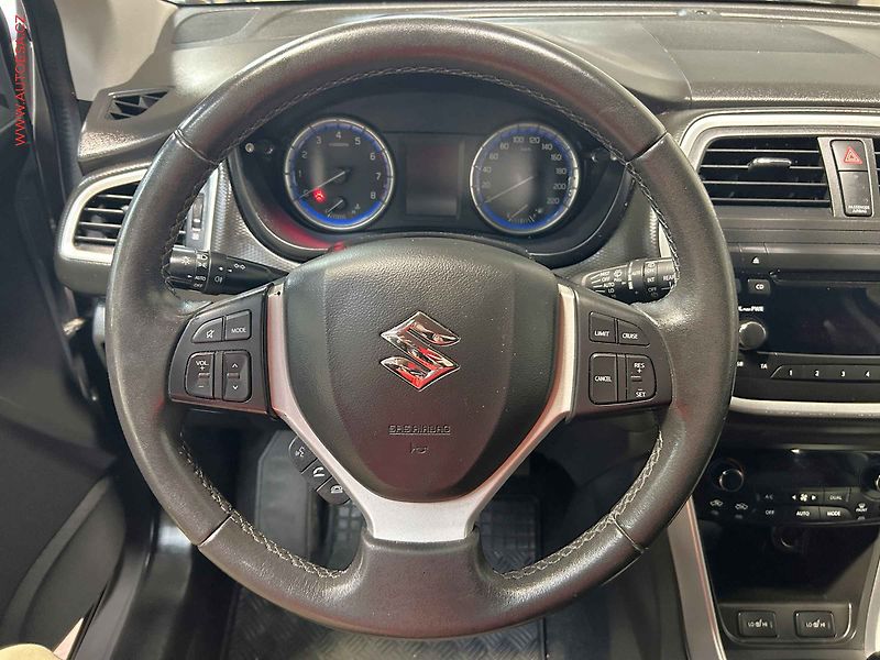 Suzuki SX4 (2015) 1.6VVT 4x4, 1.maj,ČR, Ele - fotka 15 z 15