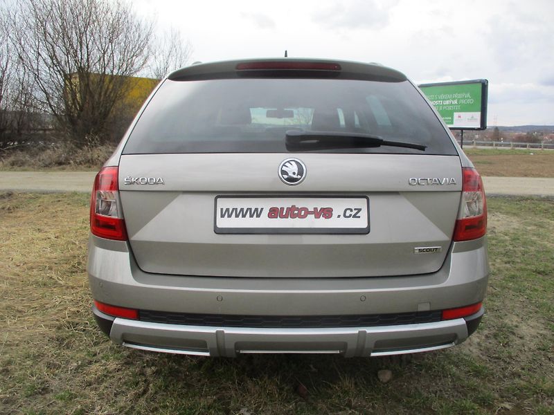 Škoda Octavia SCOUT 2.0TDi RS 135kW DSG - fotka 8 z 46