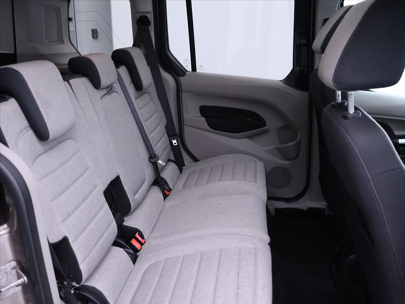 Ford Tourneo Connect 1,5 TDCI Titanium CZ Panorama - fotka 15 z 38