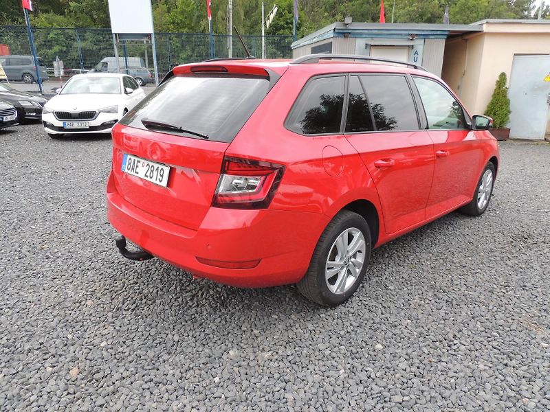 Škoda Fabia (2020) 1.0TSi Combi,70kw,Style,ČR,TZ - fotka 5 z 49