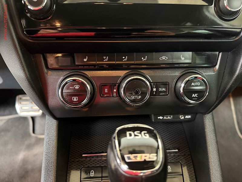Škoda Octavia (2015) 2.0TDi, DSG, navi, bixen - fotka 14 z 17