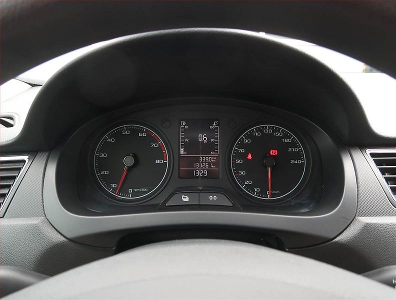 Seat Toledo (2014) 1.2 TSI, Serv.kniha, Tempomat - fotka 11 z 16