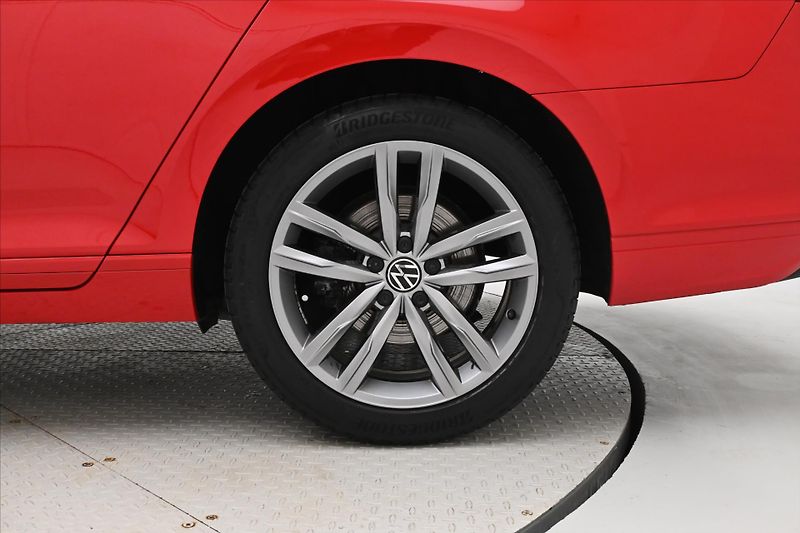 Volkswagen Passat 2,0 TDI 110 KW DSG BUSINESS Zá - fotka 31 z 31