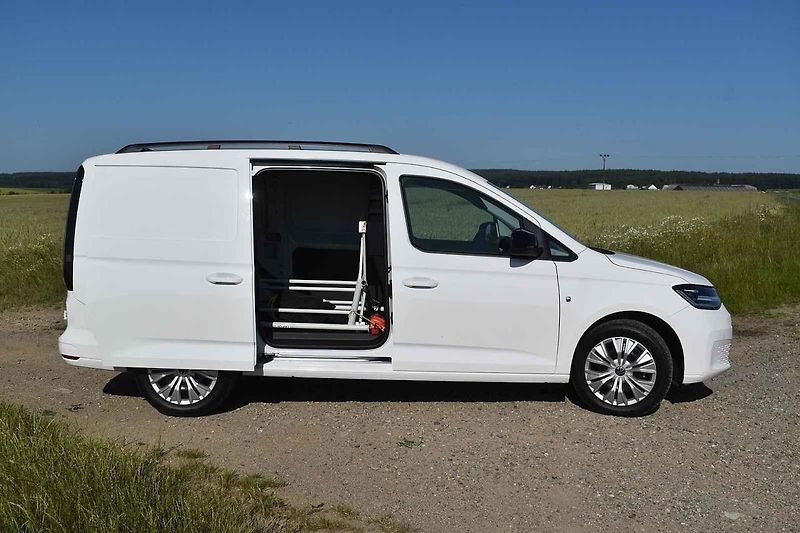 Volkswagen Caddy Cargo může mít dieselový, benzinový i plug-in hybridní pohon.