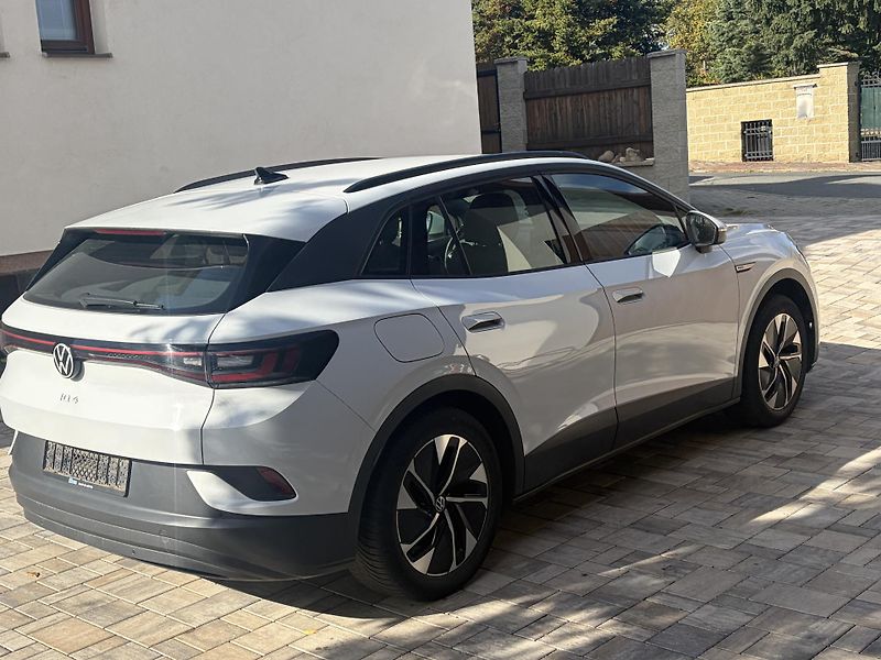 Volkswagen ID.4 (2022) 77kwh, 150kw, SOH 94%, tazne - fotka 3 z 6