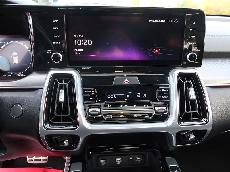 Kia Sorento 1,6 T-GDi195kW,PHEV,NovéČR,DPH - fotka 15 z 38