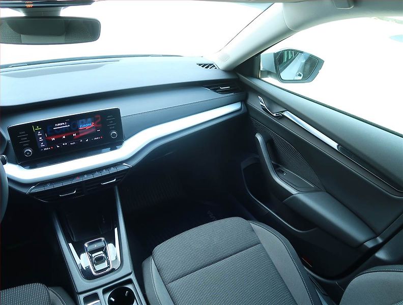 Škoda Octavia (2023) Ambition 2.0 TDI - fotka 8 z 26