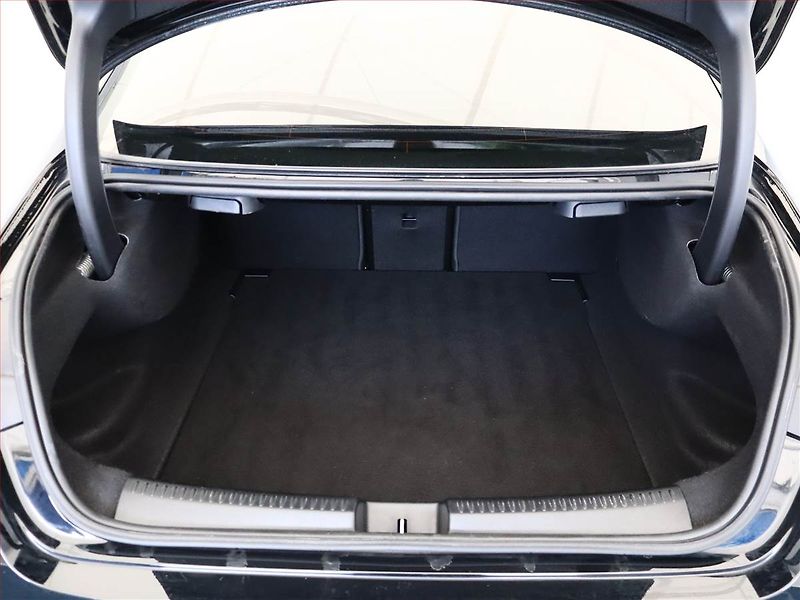 Mercedes-Benz CLA (2022) 200 d - fotka 12 z 20