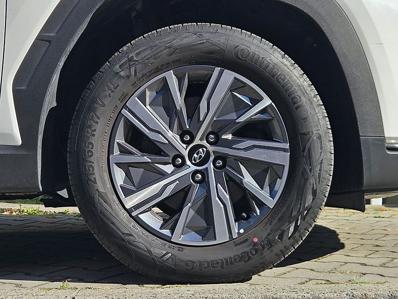 Hyundai Tucson 1,6 T-GDi 110kW, Smart, 1.maj. - fotka 9 z 37