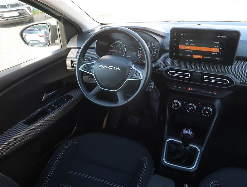 Dacia Jogger (2024) 1.0 TCe, LPG, ČR,1.maj - fotka 6 z 19
