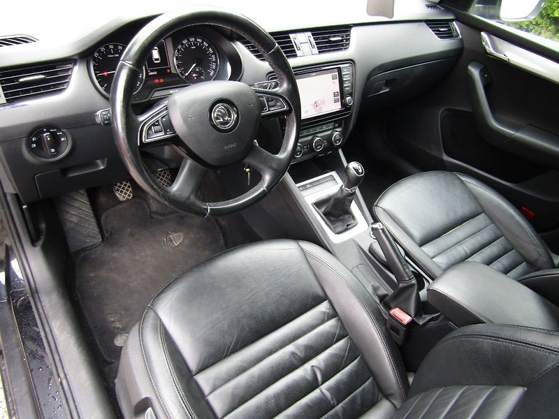 Škoda Octavia (2014) 1.6 TDI  77kW - fotka 13 z 42