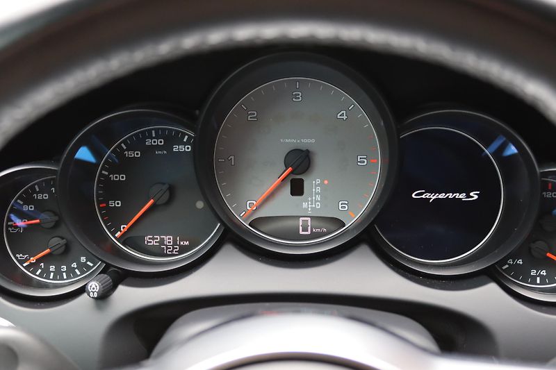 Porsche Cayenne S DIESEL 4.2 V8 283kW 4X4 DPH - fotka 29 z 50