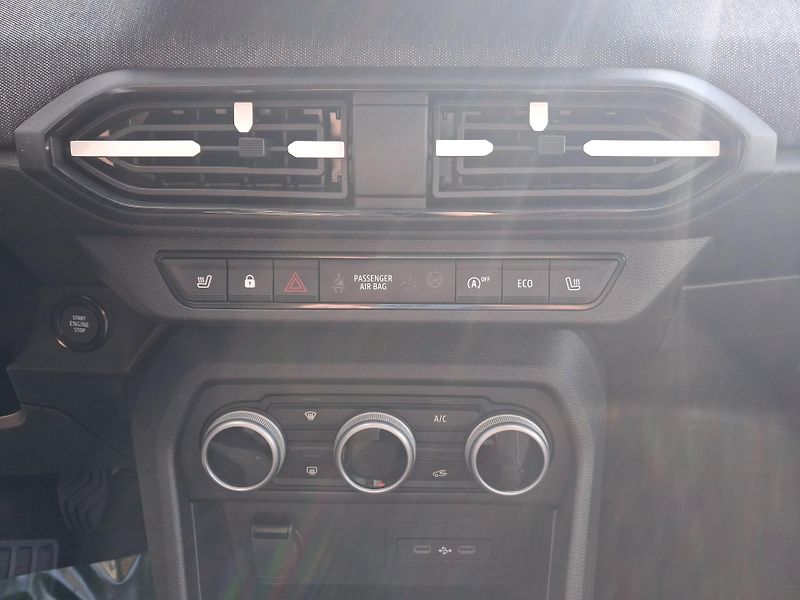 Dacia Jogger (2026) Expression Eco-G 120 5 míst - fotka 17 z 32