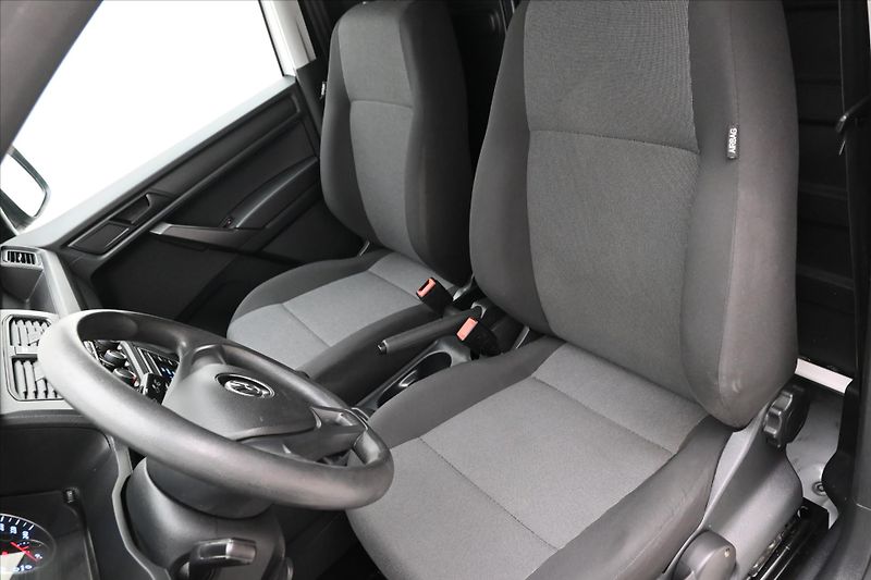 Volkswagen Caddy 2,0 TDI 75kW MAXI KLIMA - fotka 25 z 27